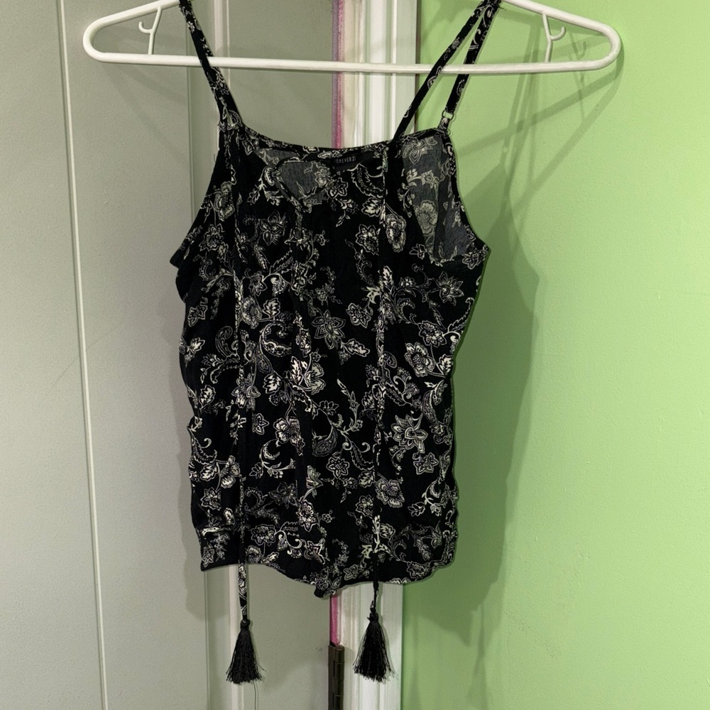 Black white front ties tassel Tank top camisole Classy elegant Blouse Small